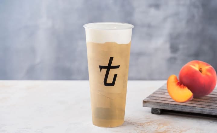 Peach Green Tea W. Milk Foam