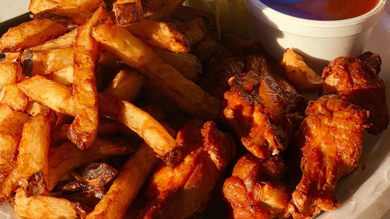 HOT CHICKEN
