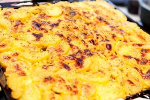 CARTOFI QUATRO FORMAGGI