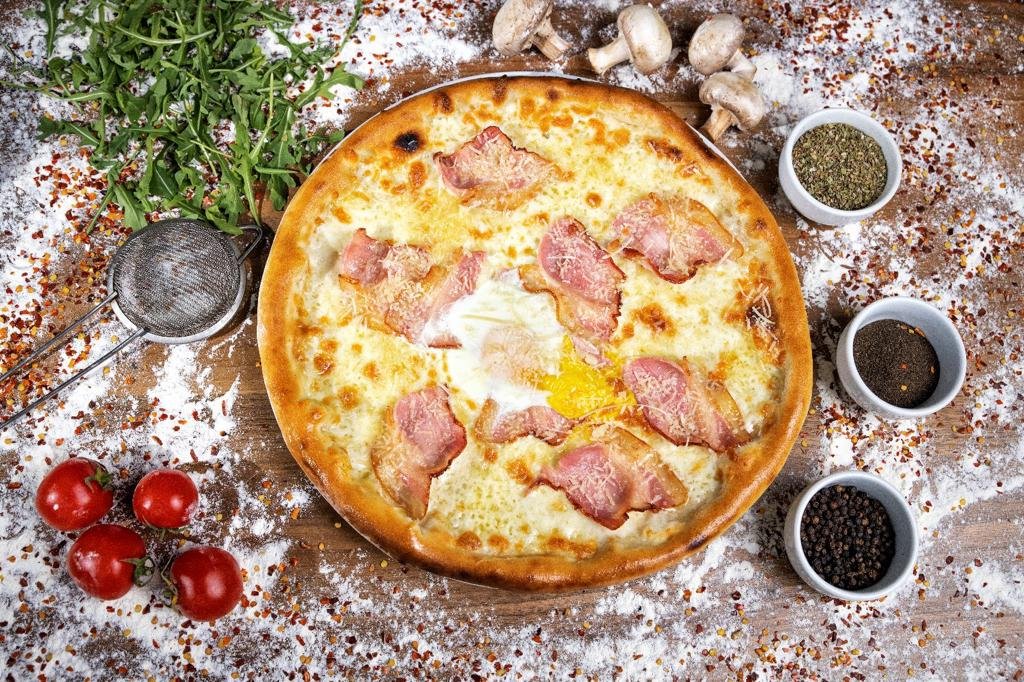 PIZZA CARBONARA