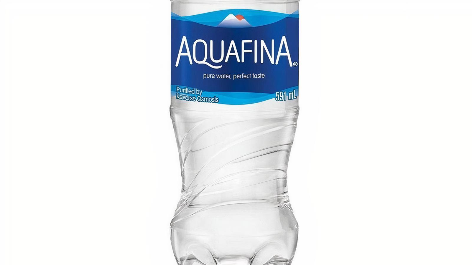 Eau Aquafina 591ml/Aquafina water 591ml