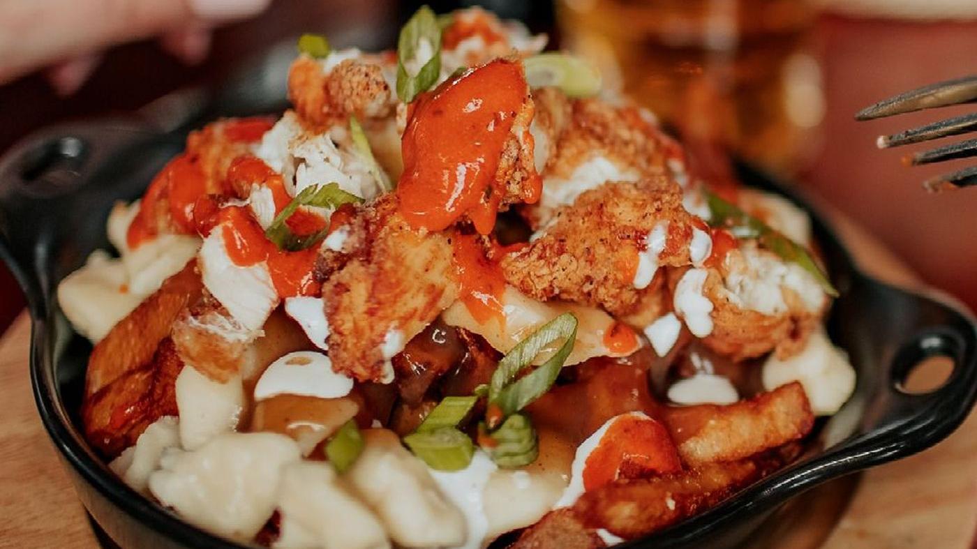 Poutine Poulet Bufallo / Chicken Buffalo Poutine