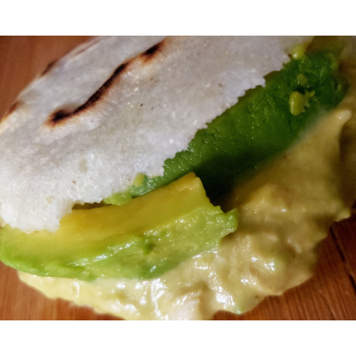 Arepa Reina Pepiada