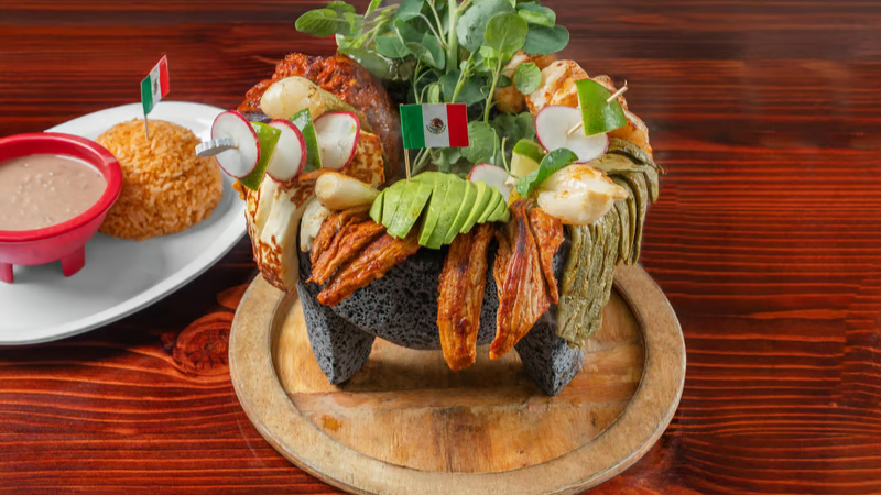 Molcajete Ranchero / Ranch Molcajete