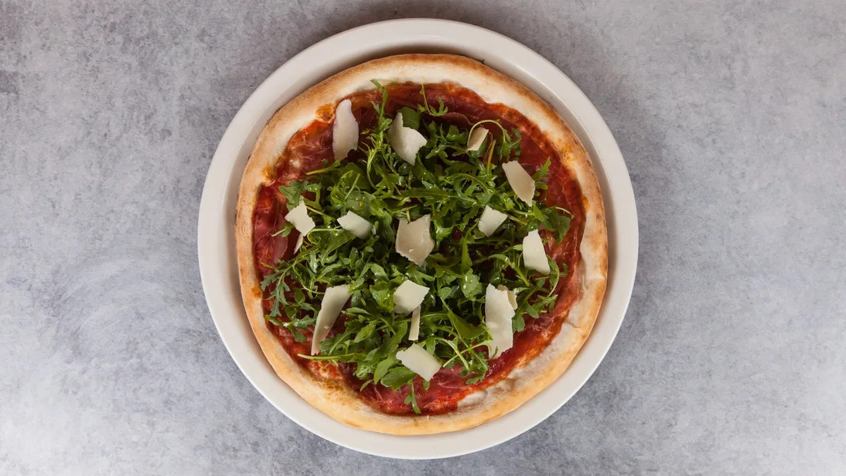 Pizza Bresaola