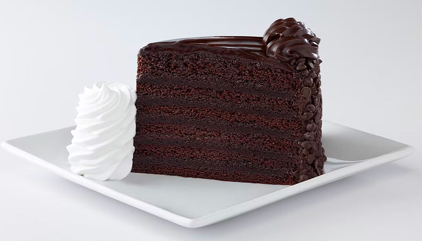 Tranche de Gâteau Fudge // The Cheesecake Factory Bakery Fudge Cake Slice