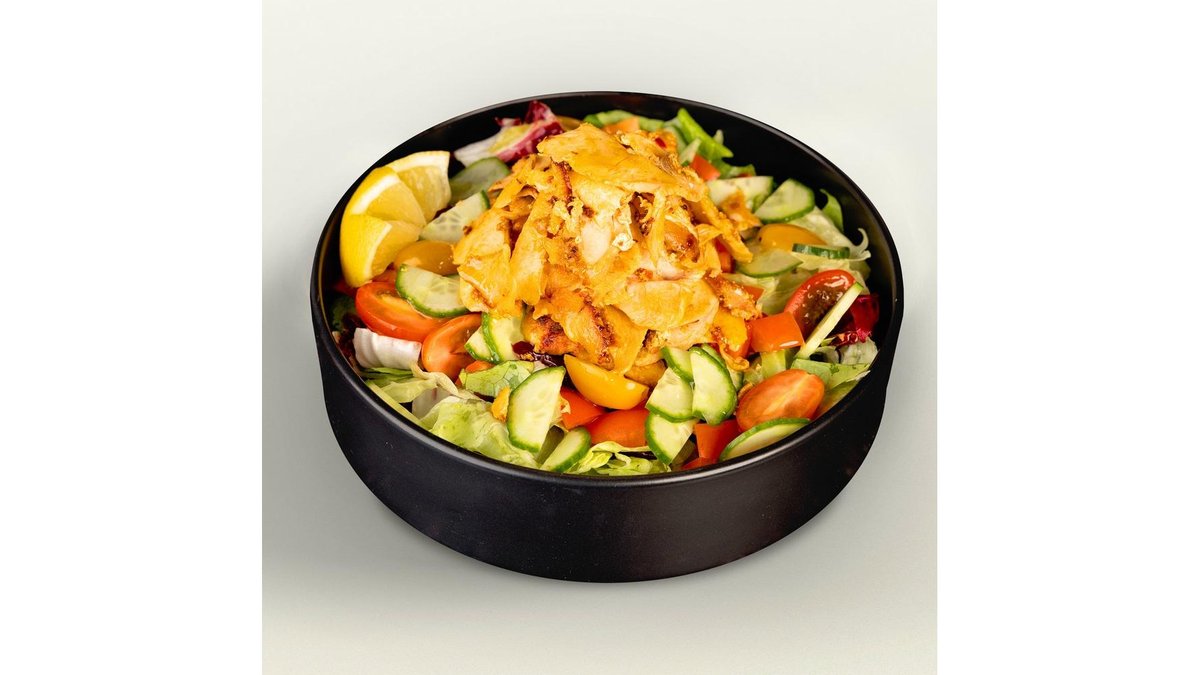 Salată piept pui