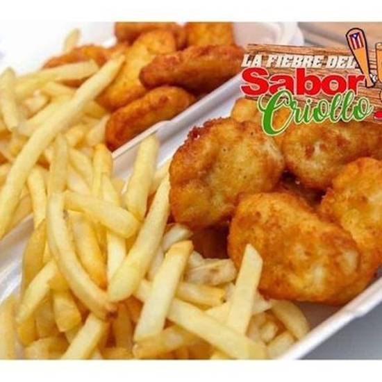 PAPAS CON NUGGET