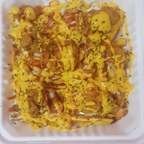 Papas con Pollo Crispy + Te Frio