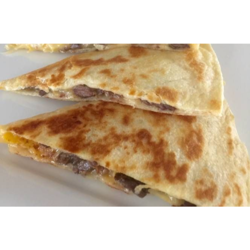 Quesadilla de Carne Mechada + Papas+ Te