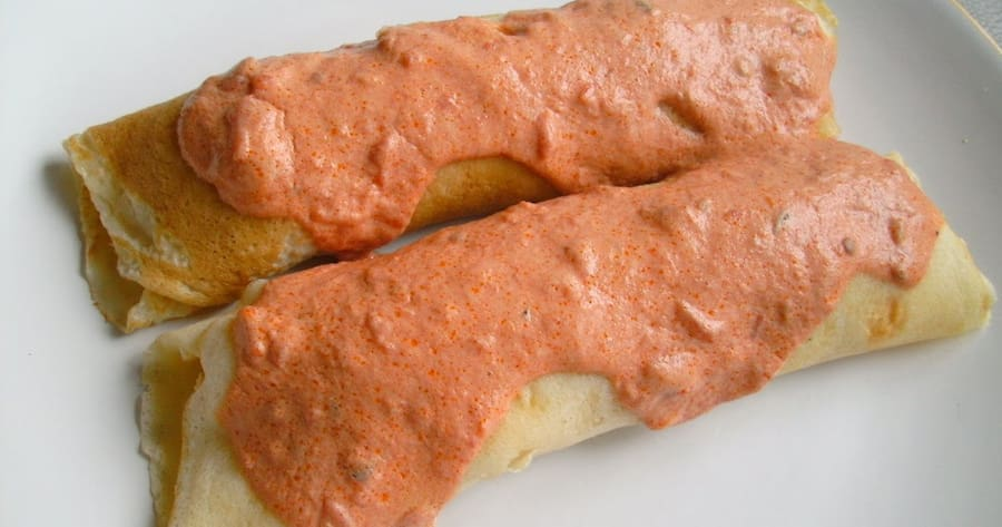 Panqueca de Frango com Molho Rosé