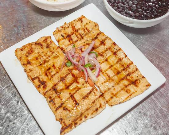 Boneless Breast (1 lb) with any 2 Side Orders