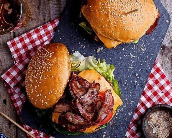 Combo Hamburguesa Triple Torta