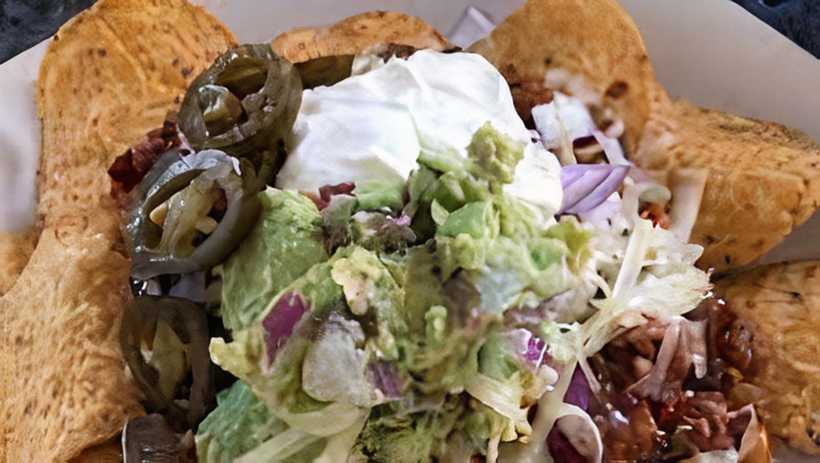 *Nachos Del Mar