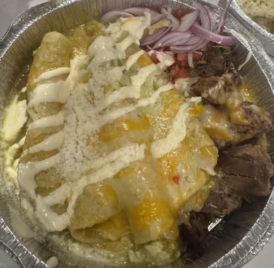 36. Enchiladas verdes