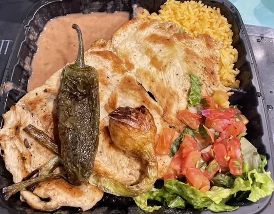 Pechuga a la Plancha | Thin-Cut Chicken Breast