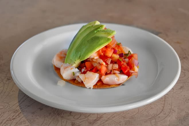Tostada Ceviche de Camarón