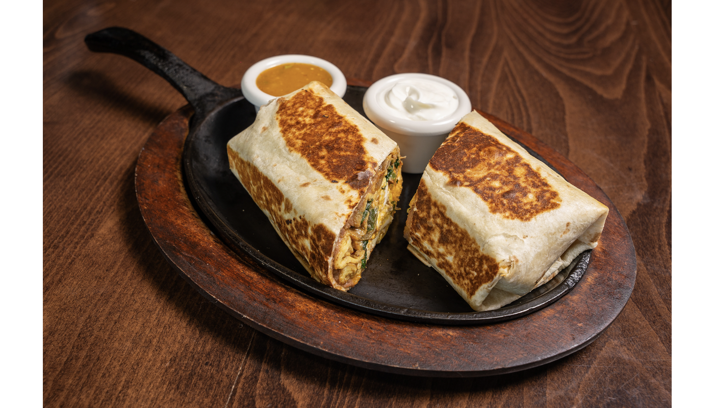 Huevos a la Mexicana Burrito