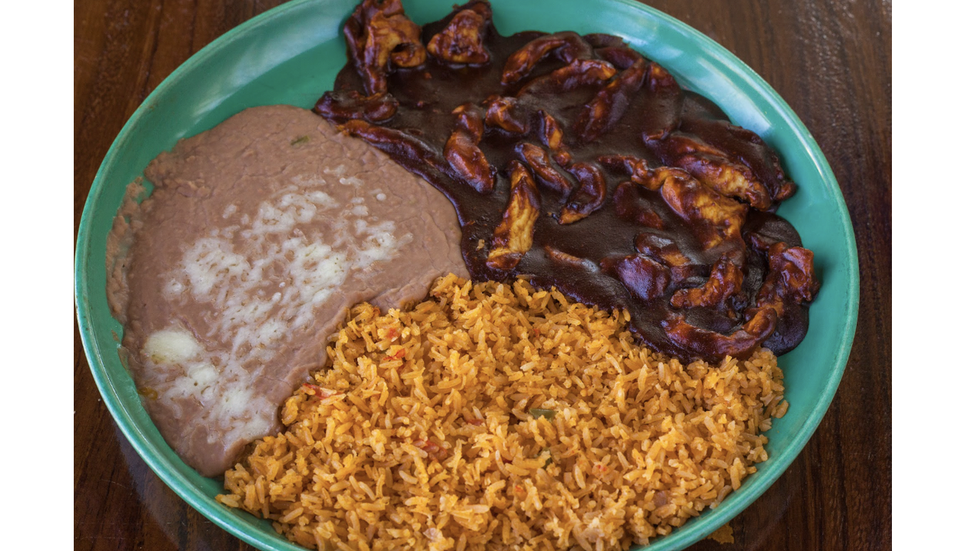 Pollo en Mole