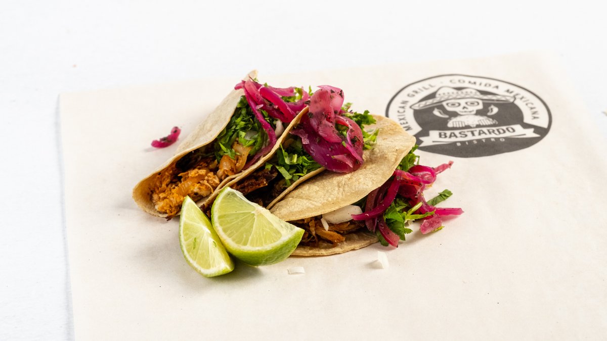 Tacos s kuřecím trhaným masem 3ks