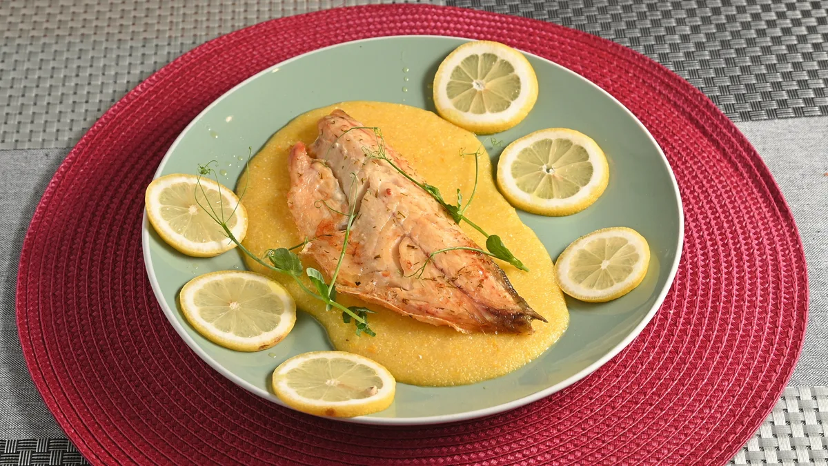 Brancin sa palentom od citrusa / Sea bass with citrus polenta