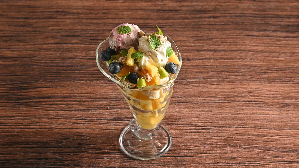 Voćna salata / Fruit salad (Macedonia di frutta)
