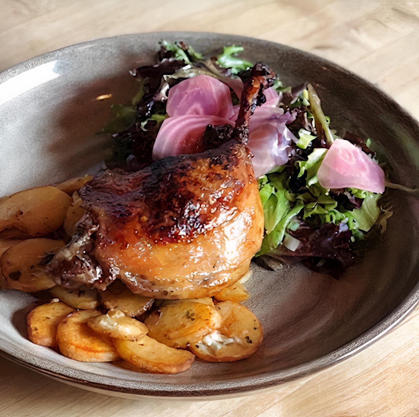 Cuisse de canard confite/Duck Confit