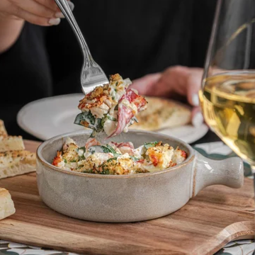 Trempette chaude du terroir avec homard / Hot Country-Style Dip with lobster