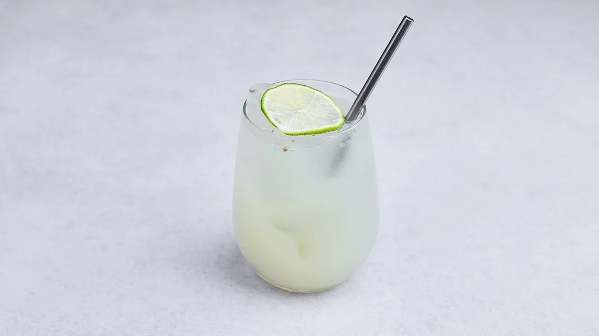 Limonka z nasionami chia 330 ml