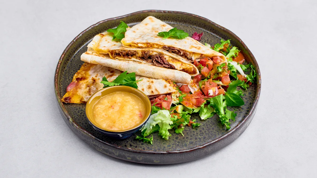 Quesadilla z wołowiną