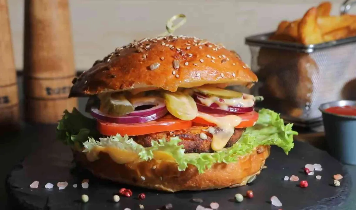 Classic Cheeseburger Meniu