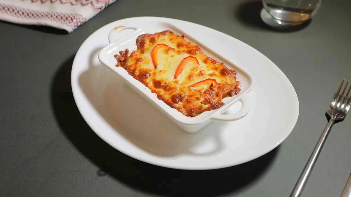 Clătite gratinate cu piept de pui