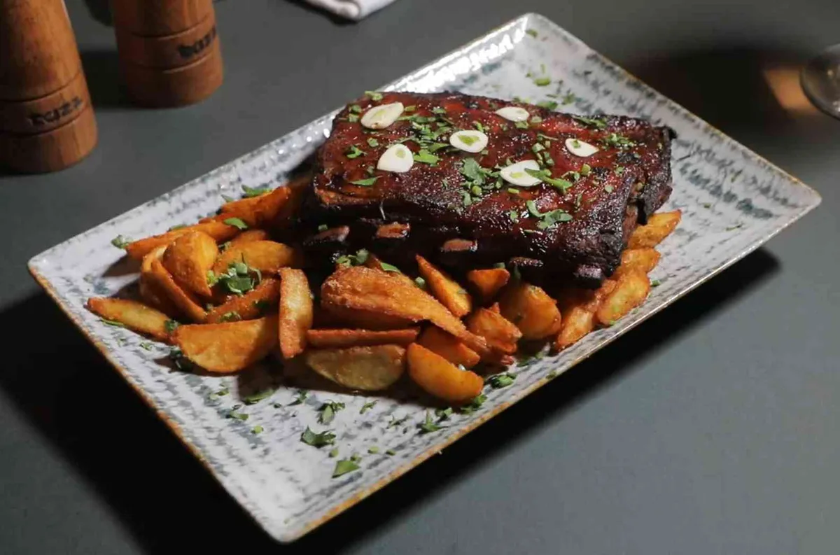 Coaste de porc marinate