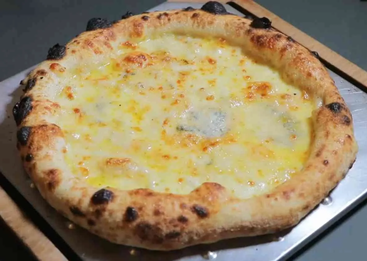 Pizza Quattro Formaggi