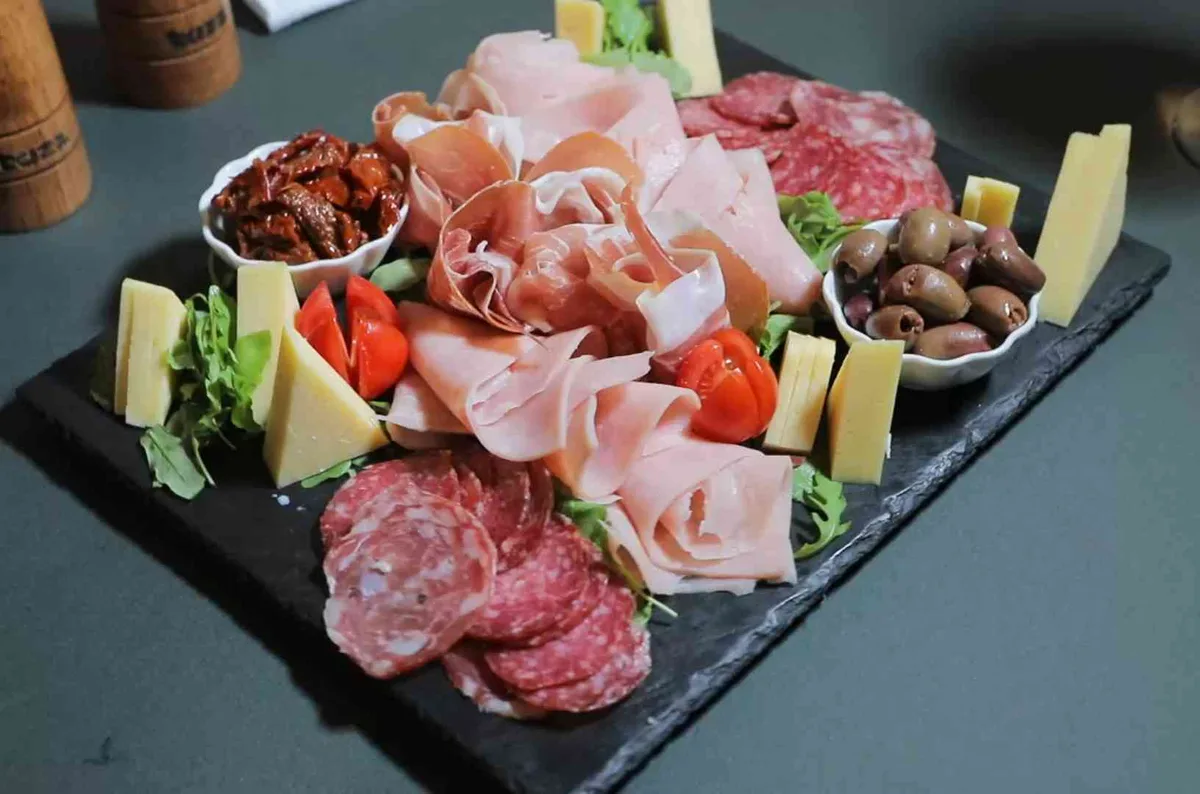 Platou antipasto