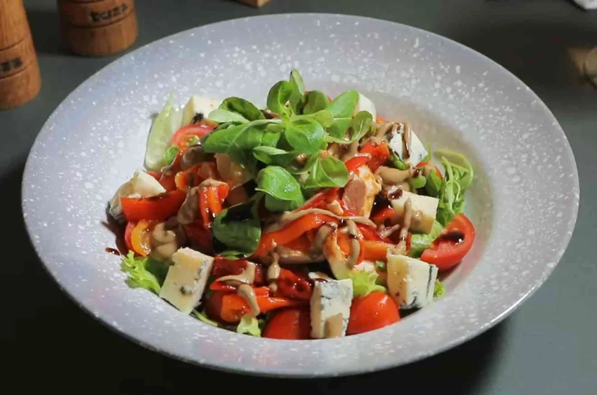 Salată Tacchino
