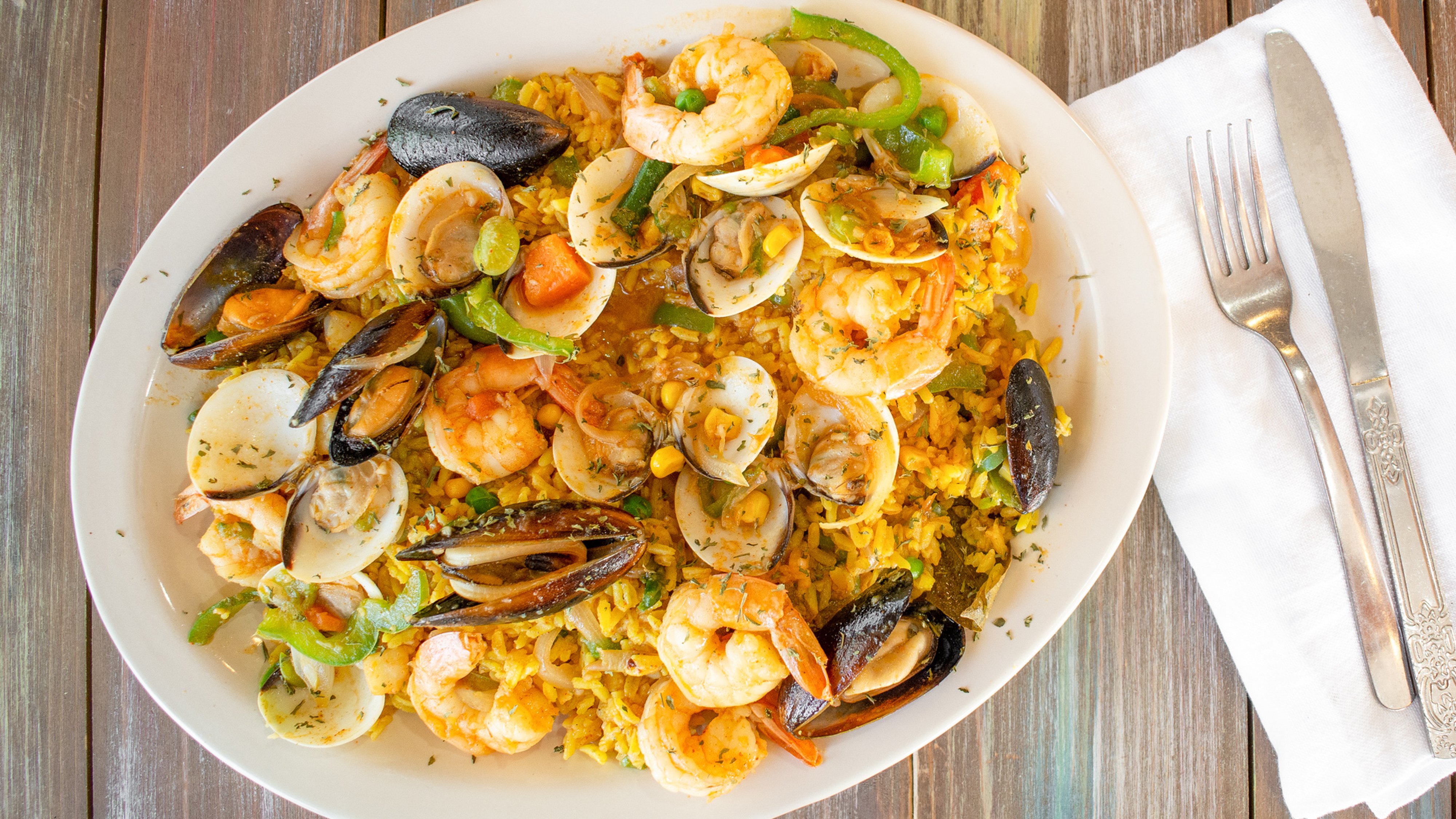 Arroz con Mariscos Grande (Full Portion)