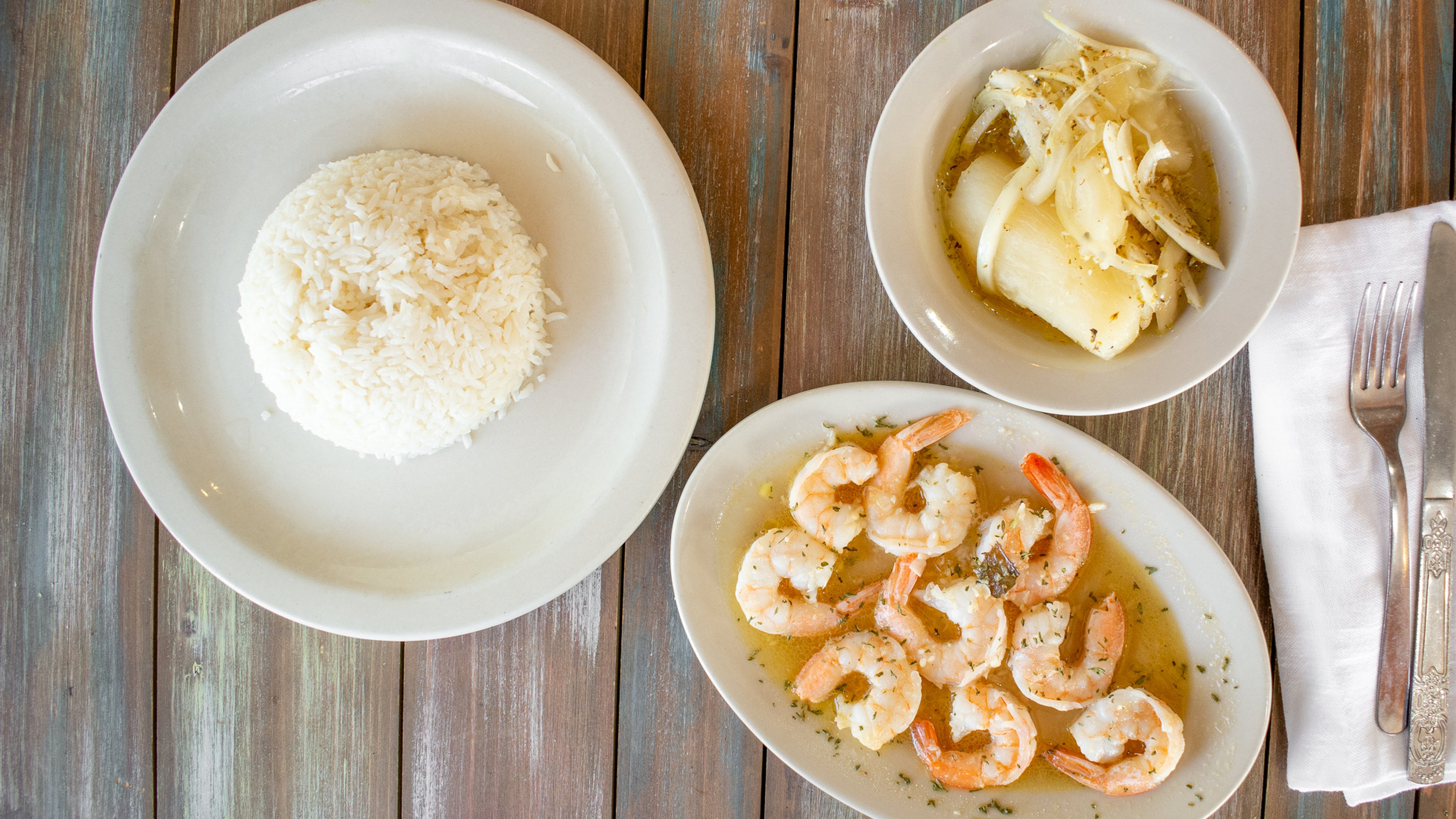 Camarones al Ajillo