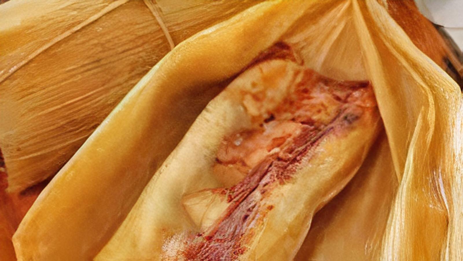 Tamales de Cerdo / Pork Tamales