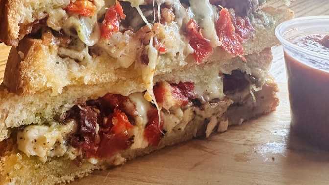 CHICKEN PESTO SANDWICH
