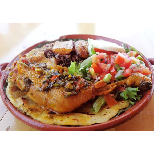 Torticasado Gallina Achiotada
