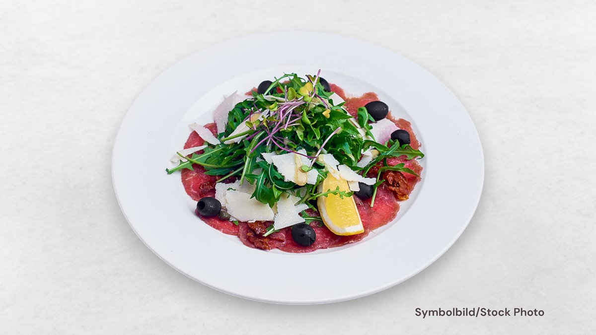 Carpaccio di Manzo von Rucola e Parmigiano