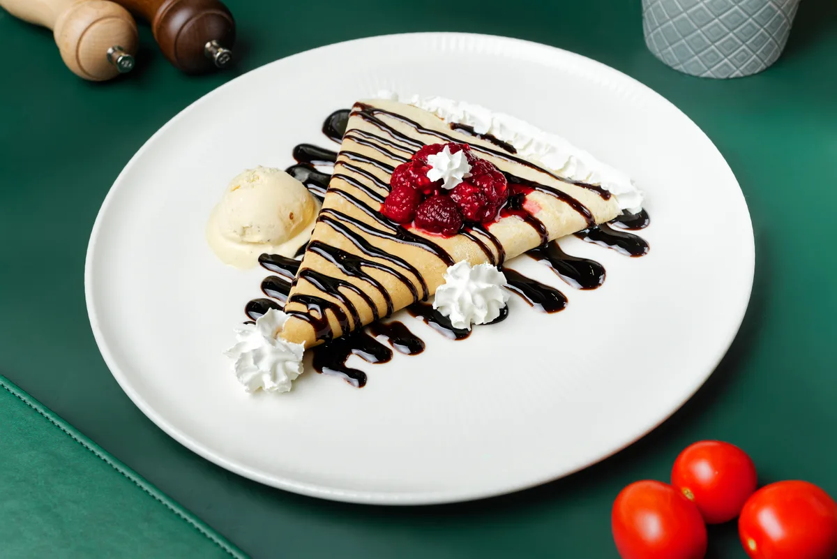 Palačinka sa nutellom i malinom
