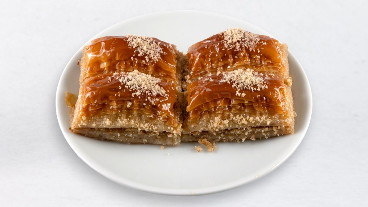 Baklava Oreh klasik (4 kosi)