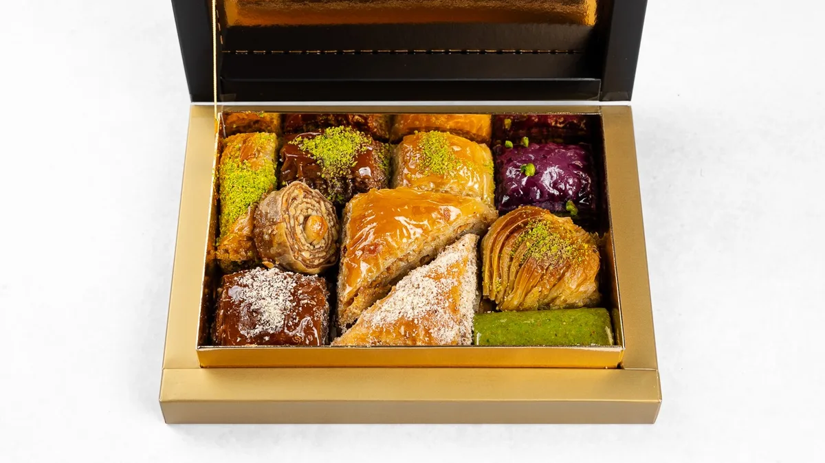 Luxury baklava srednja