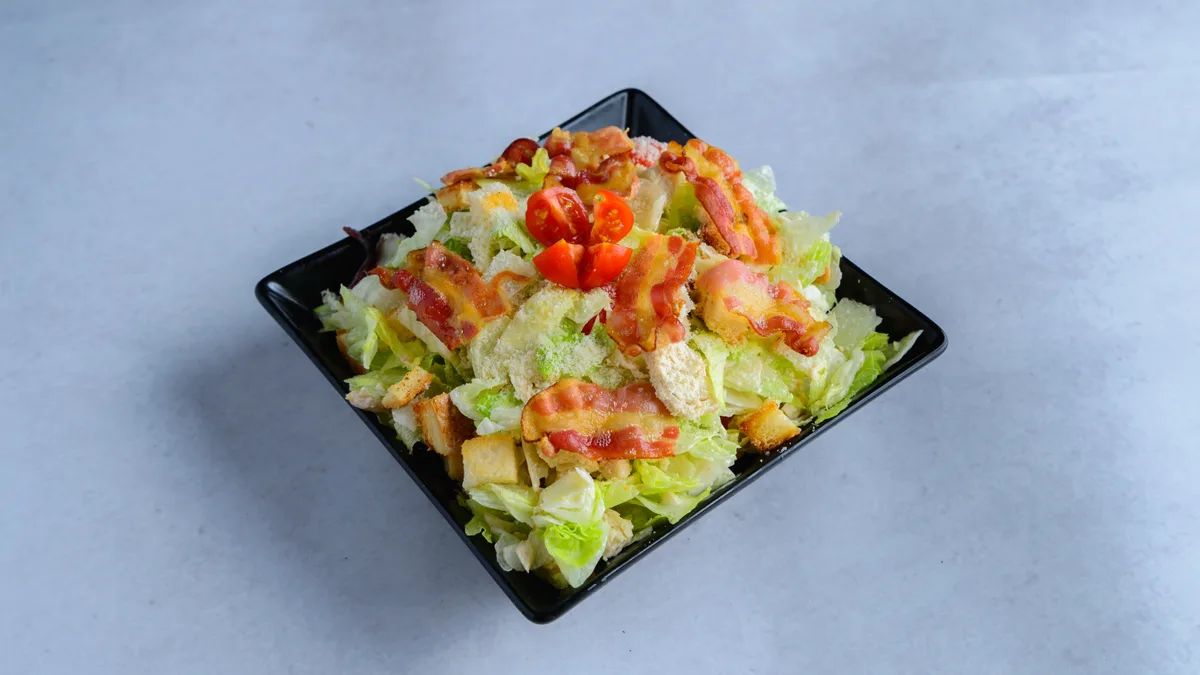 Cezar Capone salata
