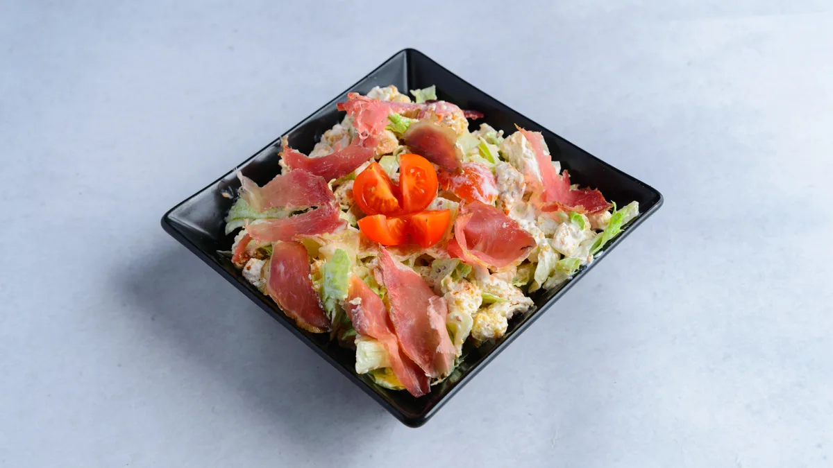 Pileća salata