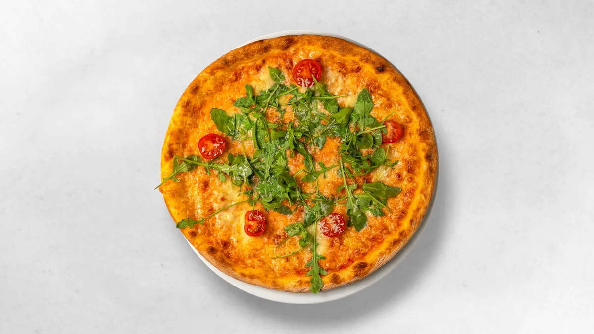 Pizza Mozarella and Rucolla