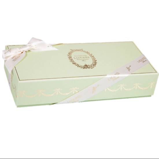 Prestige Green - Box of 30 Macarons - Vegan