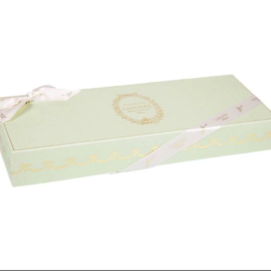Prestige Green - Box of 54 Macarons - Vegan